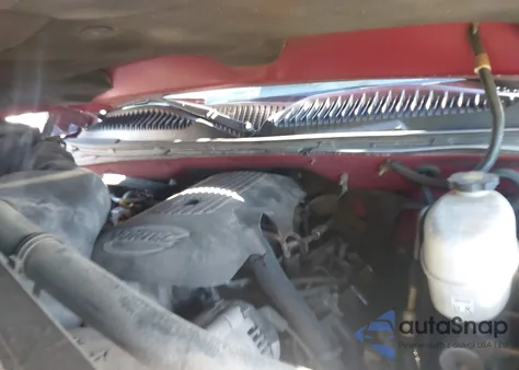 2005 Chevrolet Silverado 2500Hd Lt z USA, uszkodzony, nr VIN 1GCHK23U35F966564